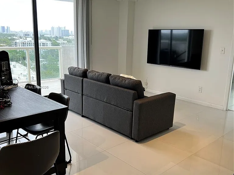13499 Biscayne Blvd #1407 — Photo 8
