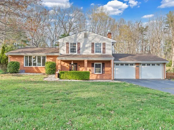 1829 Truman Hill Rd, Hardy, VA 24101