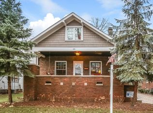 125 S Highland Ave, Arlington Heights, IL 60005