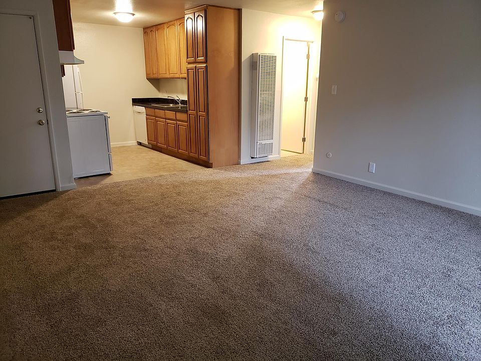 1st image of 761 Central Ave #7
