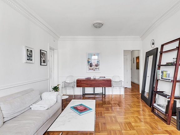 4th image of 300 W 21st St APT 66