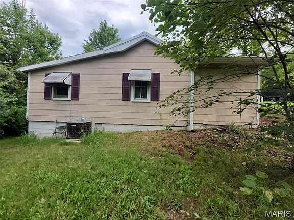 2nd image of 907 Rock Rd