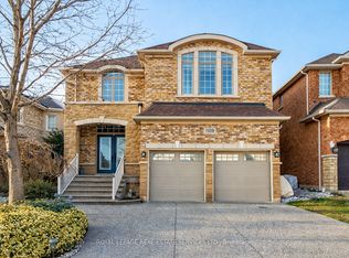 1109 Kestell Blvd, Oakville, ON L6H 7M5