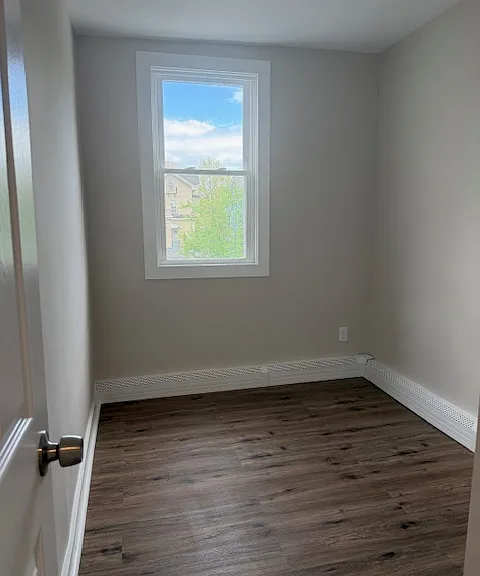 539 Jefferson Ave — Photo 9