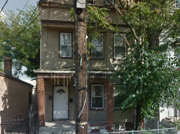794 Bergen St, Newark, NJ 07108
