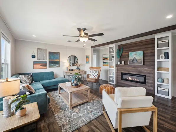 424 Pineland Ave #241, Kyle, TX 78640