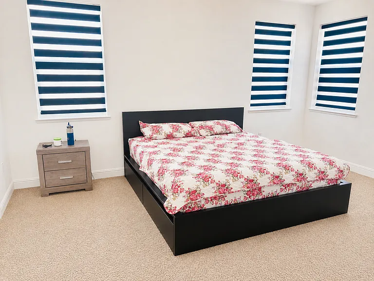Second Floor Bedroom3
(Master)
