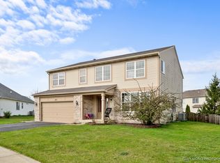 1857 Stirling Ln, Montgomery, IL 60538