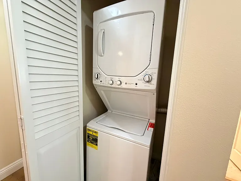 1480 Broadway #2213 — Photo 10