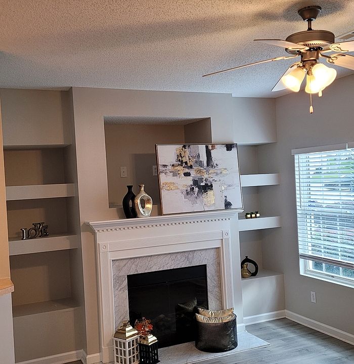 2nd image of 4875 W Park Cir