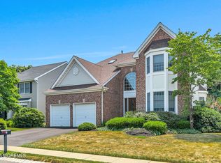 12 Windward Way, Red Bank, NJ 07701