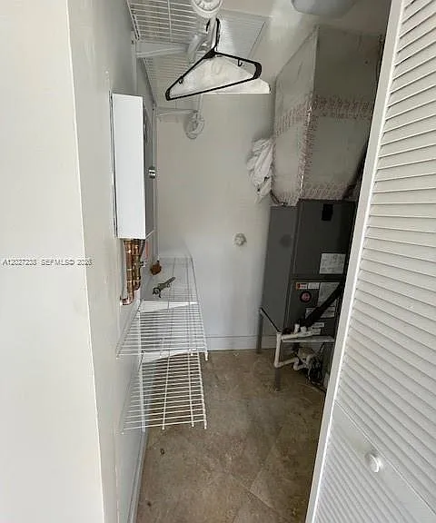 1252 Coral Ln — Photo 26
