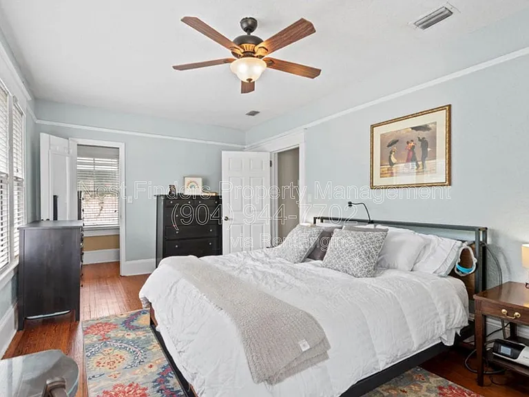 2623 Forbes St — Photo 22