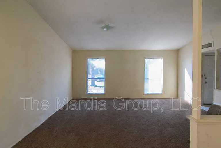 617 Via Del Sur — Photo 4