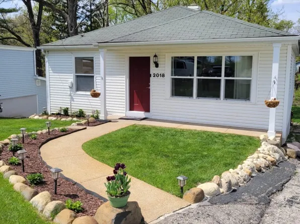 (undisclosed Address), Cary, IL 60013