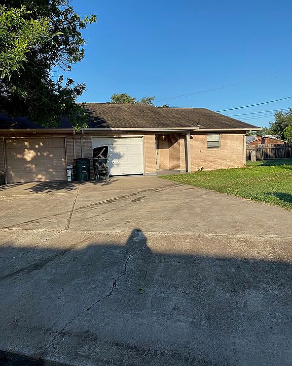 1st image of 1603 W Gastel Cir