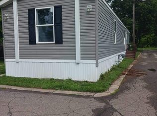 14210 Telegraph Rd #35, Flat Rock, MI 48134