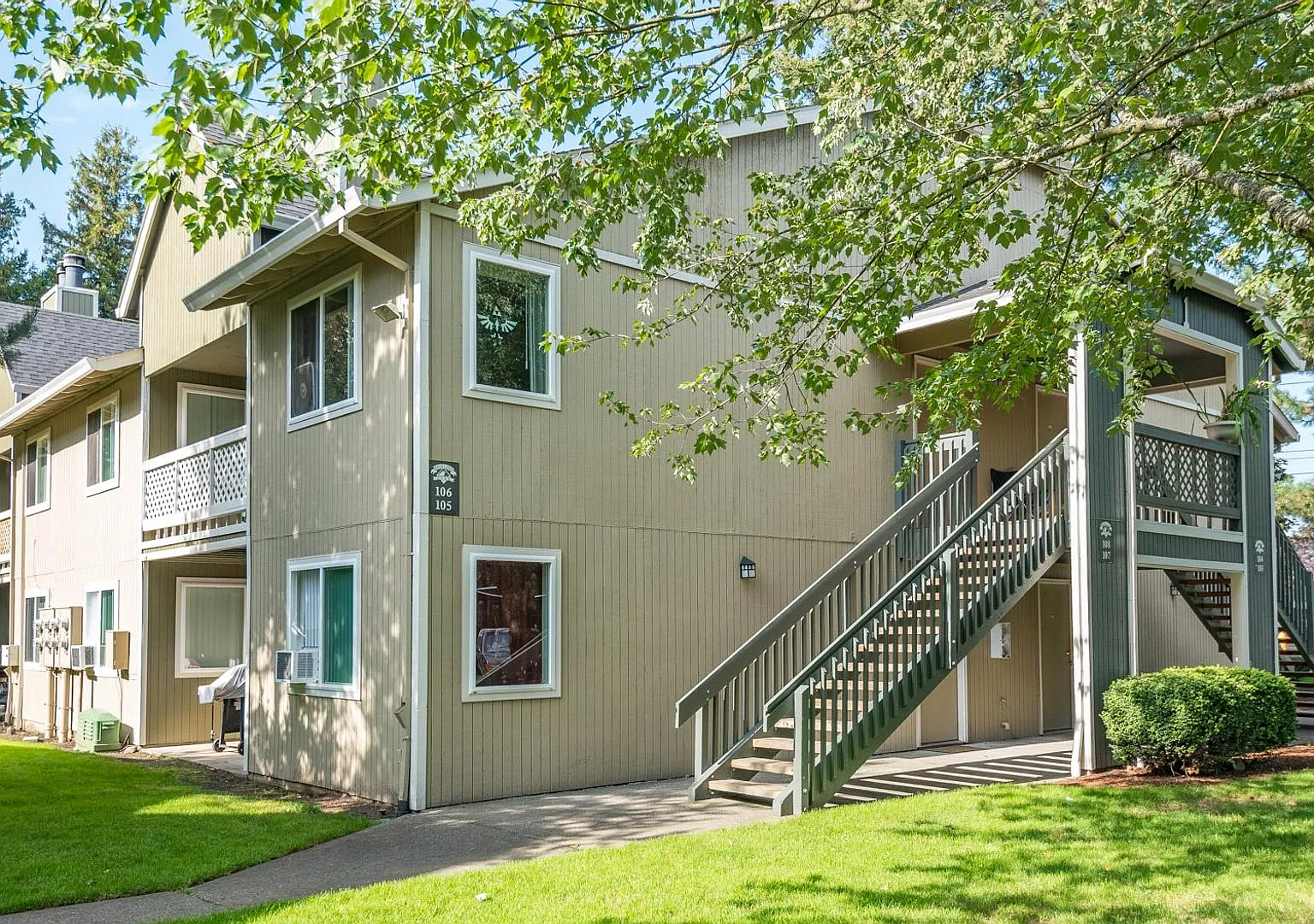 Highland Park Apartments — Photo 3