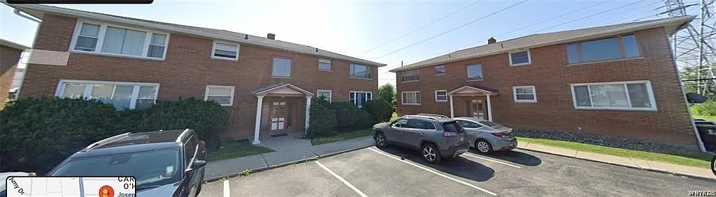 2 bed, 1.0 bath, 5544 sqft, $1,350 — Photo 1