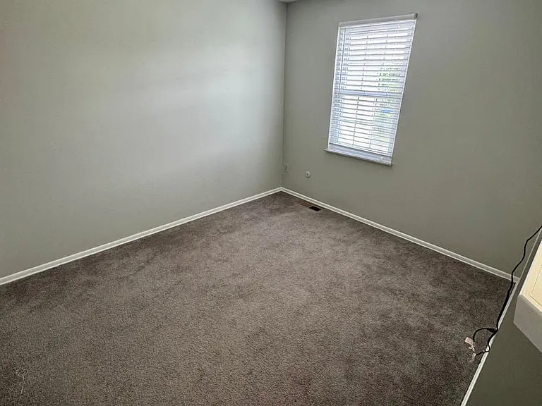 244 E Commons Dr — Photo 37