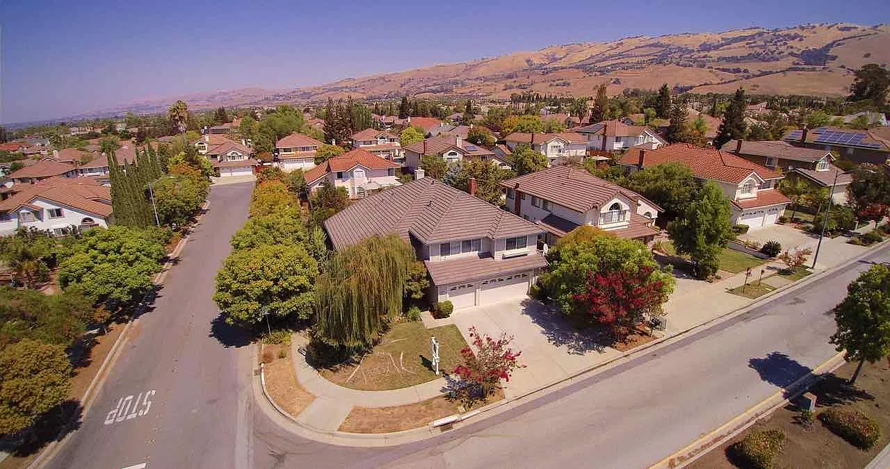 3257 Delta Rd photo 1