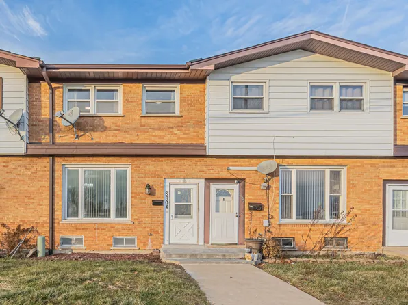 8804 N Prospect St, Niles, IL 60714