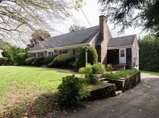 25 Cedar Crest Dr, Westerly, RI 02891