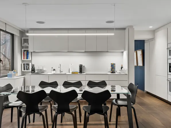 63 Downing Street image 10 of 27