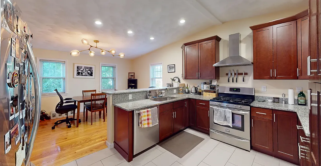 5 bed, 2.5 bath, 1827 sqft, $4,850 — Photo 1