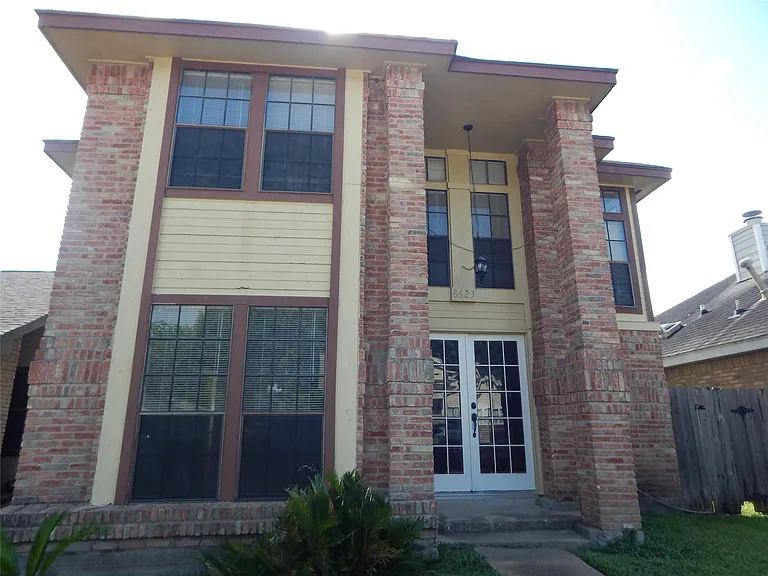 8623 Beechcrest St — Photo 48