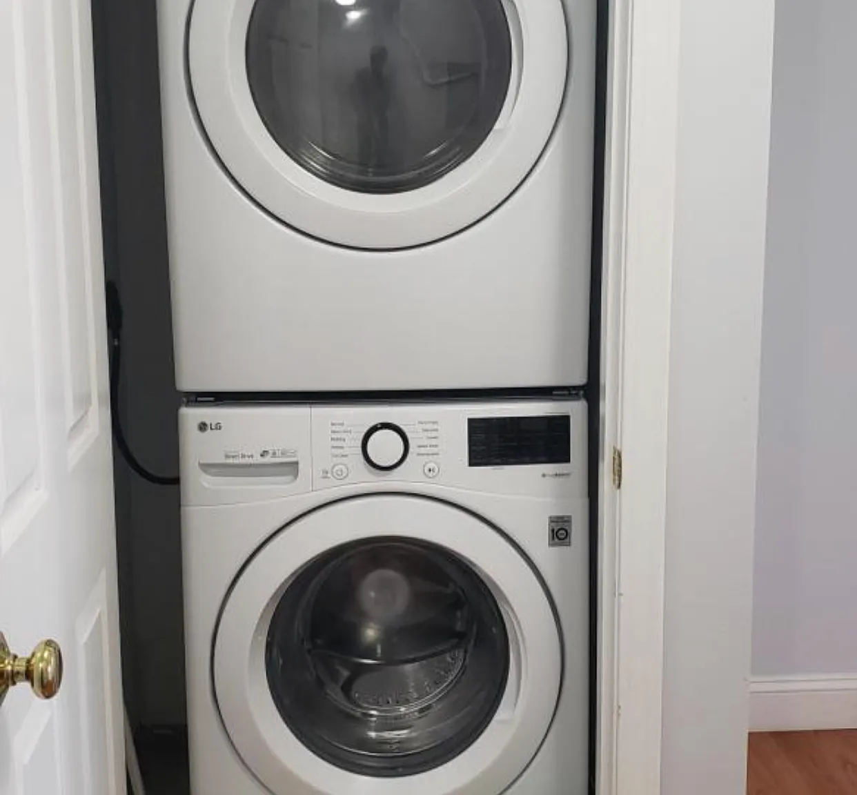 2 bed, 1098 sqft, $2,350 — Photo 3