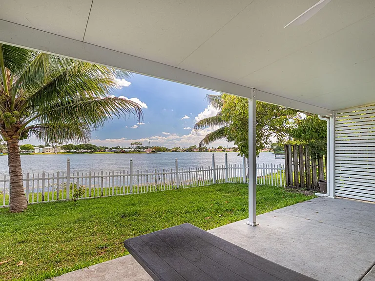6466 Buena Vista Dr #6466 — Photo 32