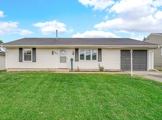 547 Belmont Dr, Romeoville, IL 60446