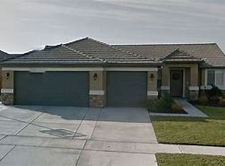 2386 N Riesling Ave, Hanford, CA 93230