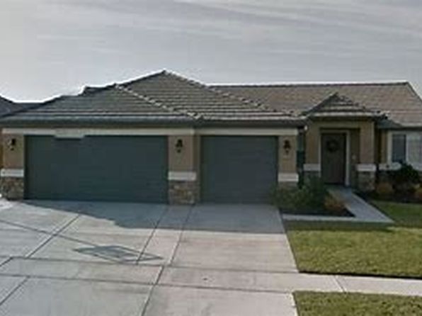 2386 N Riesling Ave