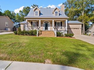 176 Lakeview Loop, Daphne, AL 36526