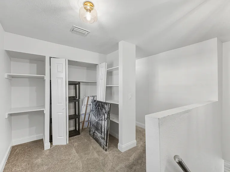 4016 W Nassau St — Photo 8