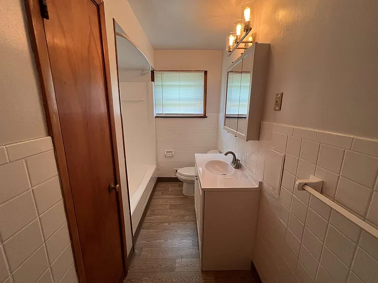 9326 Ackley Rd — Photo 16