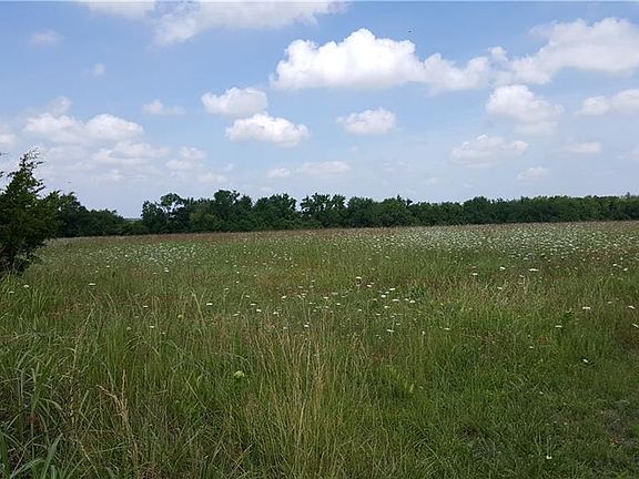 3rd image of 5506 N Us Highway 69
