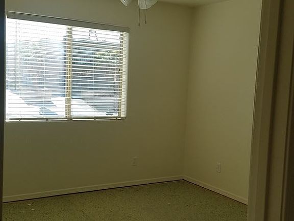 5th image of 1671 Magnolia Dr Unit 101