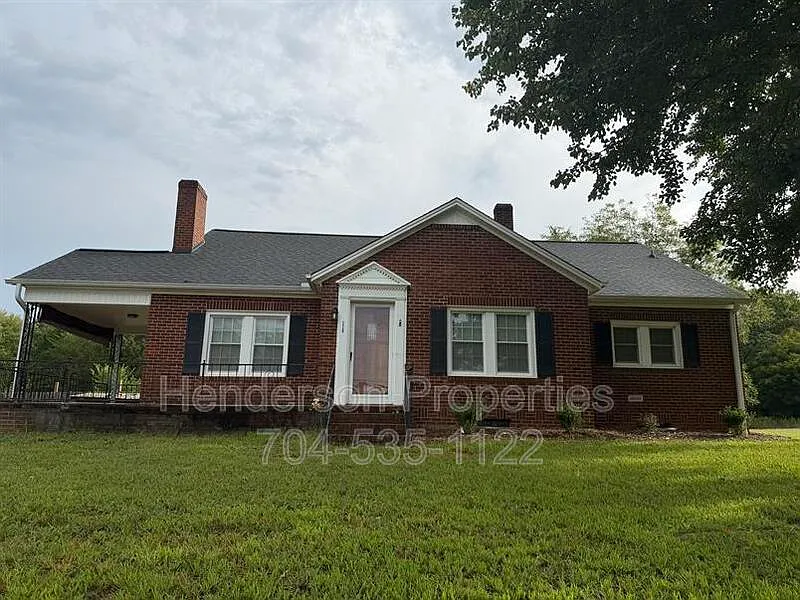 220 Logan New Amity Rd
