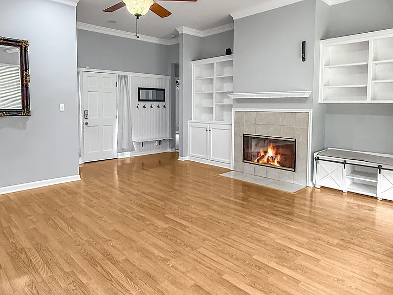 903 Canberra Rd — Photo 3