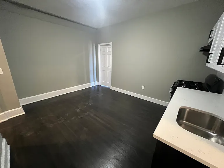 1009 S Orange Ave #401 — Photo 1