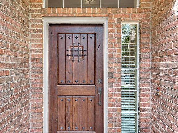 3rd image of 12910 Birch Glen Dr