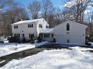 227 School House Rd, Old Saybrook, CT 06475