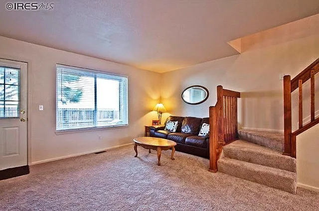 Two Bedroom Townhome Available For Rent in Hunter's Ridge in Louisville — Photo 2