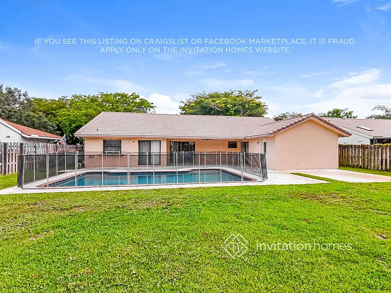 5016 NW 66th Dr — Photo 16