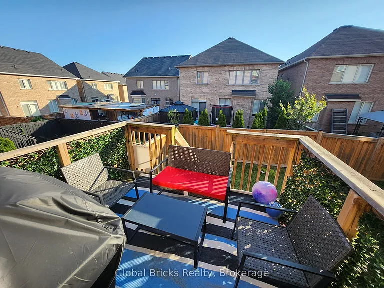 38 Monkton Cir — Photo 9