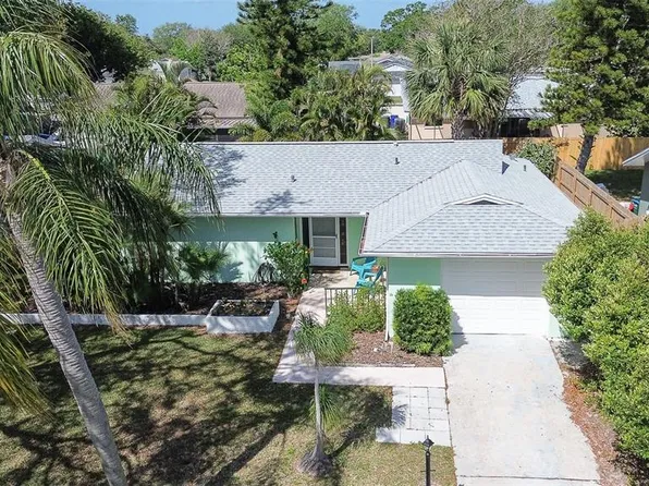 2513 Bramblewood Dr W, Clearwater, FL 33763