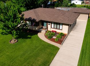 4101 33rd St, Des Moines, IA 50310